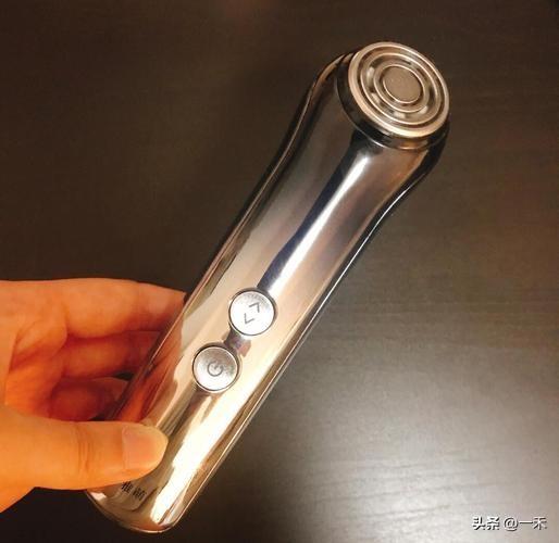 4月1日起，家用射频美容仪升级“三类械”！没这个证千万别买！
 
爱美姐妹们注意