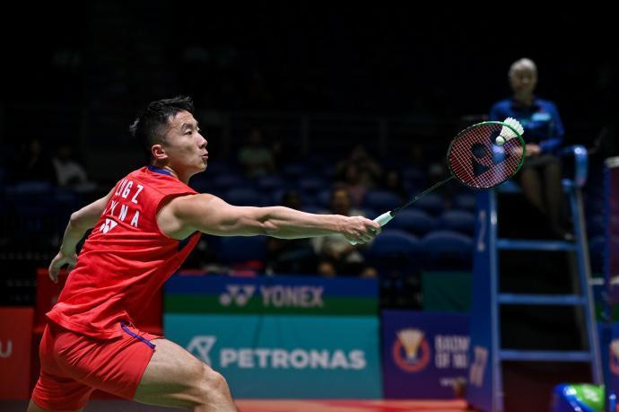 2026马来西亚公开赛 1.8日下午实时赛况

陆光祖 18-21、21-16、