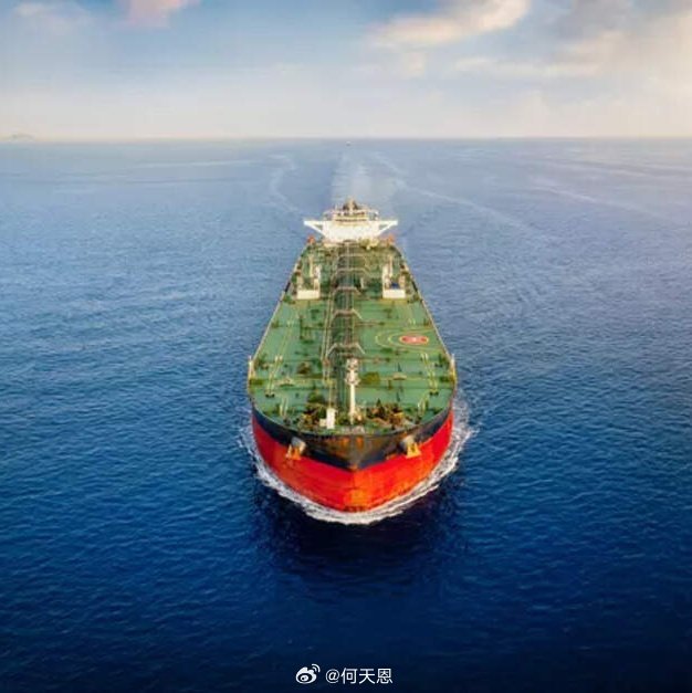 重大消息：由于持续升级的美伊局势，沙特阿拉伯已暂停了在延布港的石油装船作业。原油