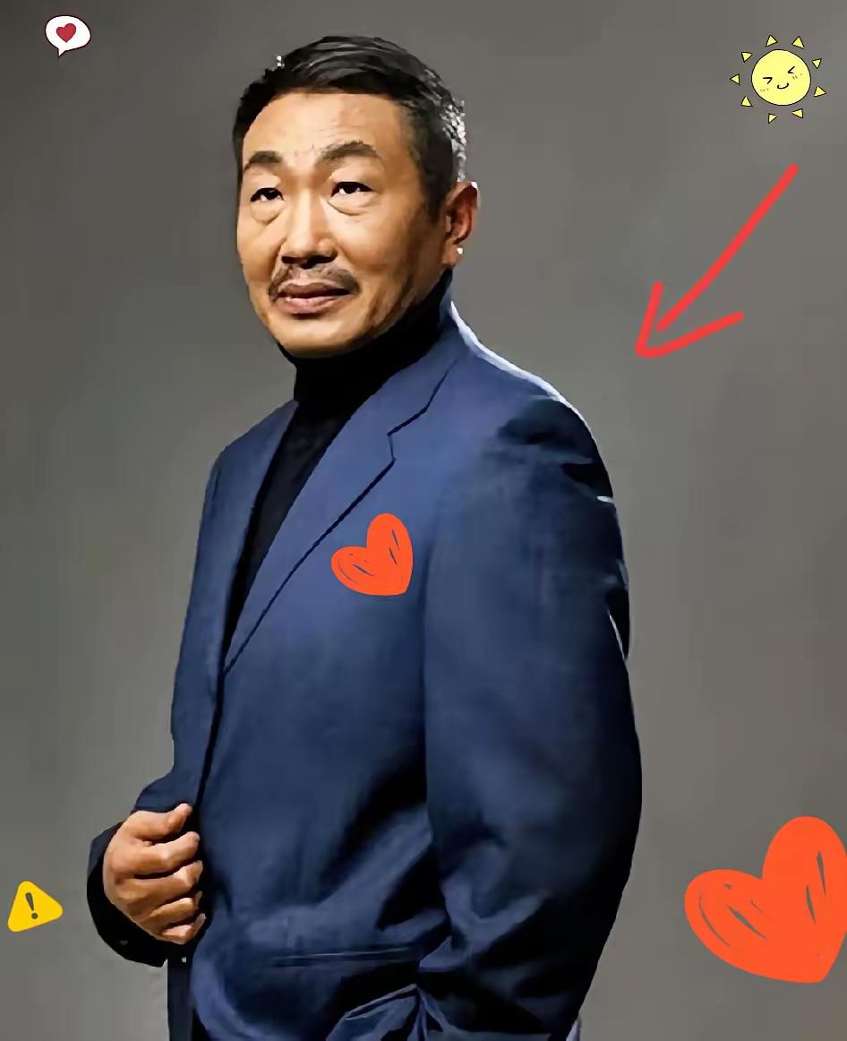 家人们谁懂啊！68岁的国家一级演员杜源，竟然跑去幼儿园面试保安！
​​原来是小外
