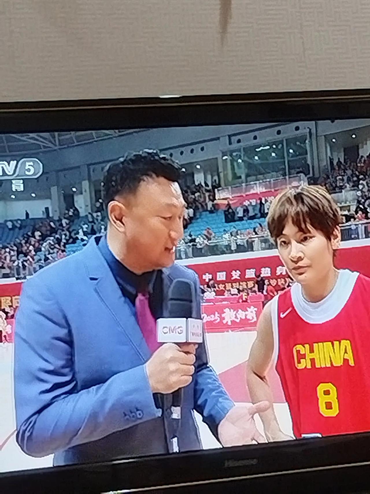 张子禹没上场。中国女篮73:69逆转澳大利亚。
本场比赛，中国队之所以能够逆转靠