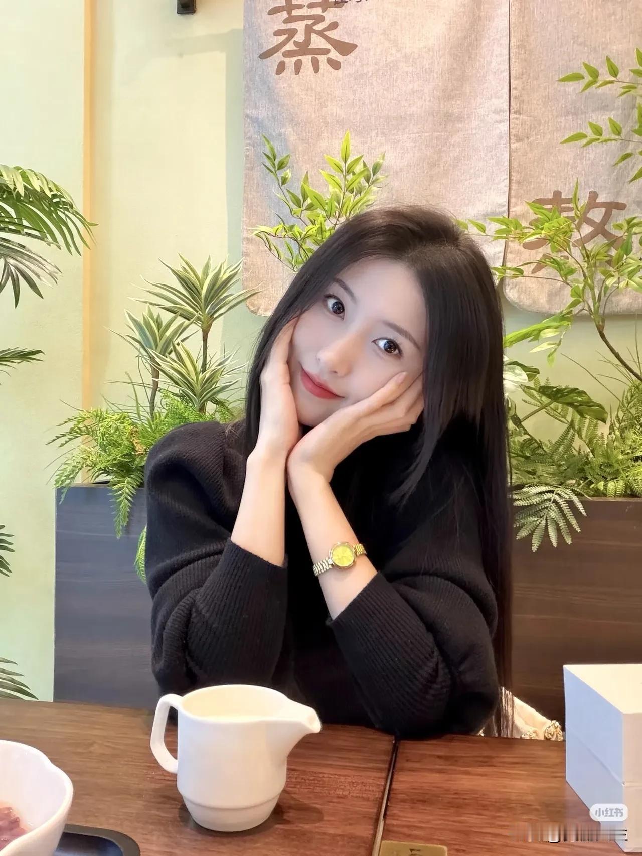 虞山脚下，最美茶社😊😊
清凉舒适，悠闲自得😊😊