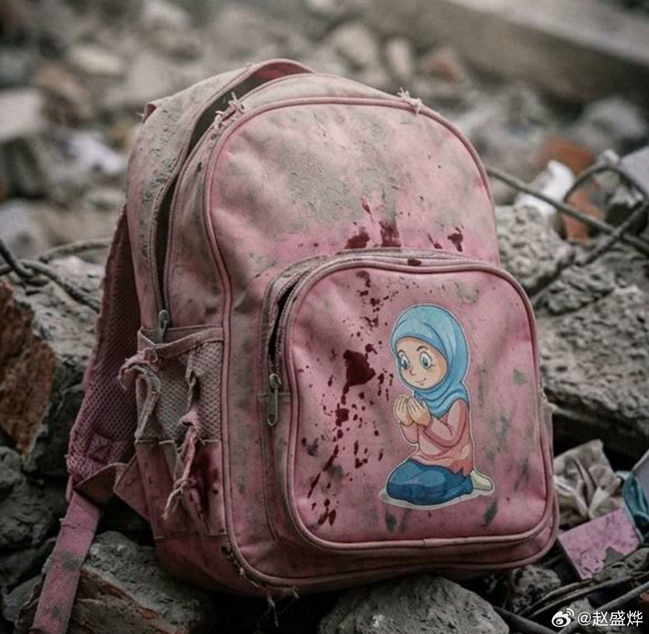 两个成年人打架，有个叫特朗普的，带着武装到牙齿的美国大兵们，一跺脚一咬牙，杀了一