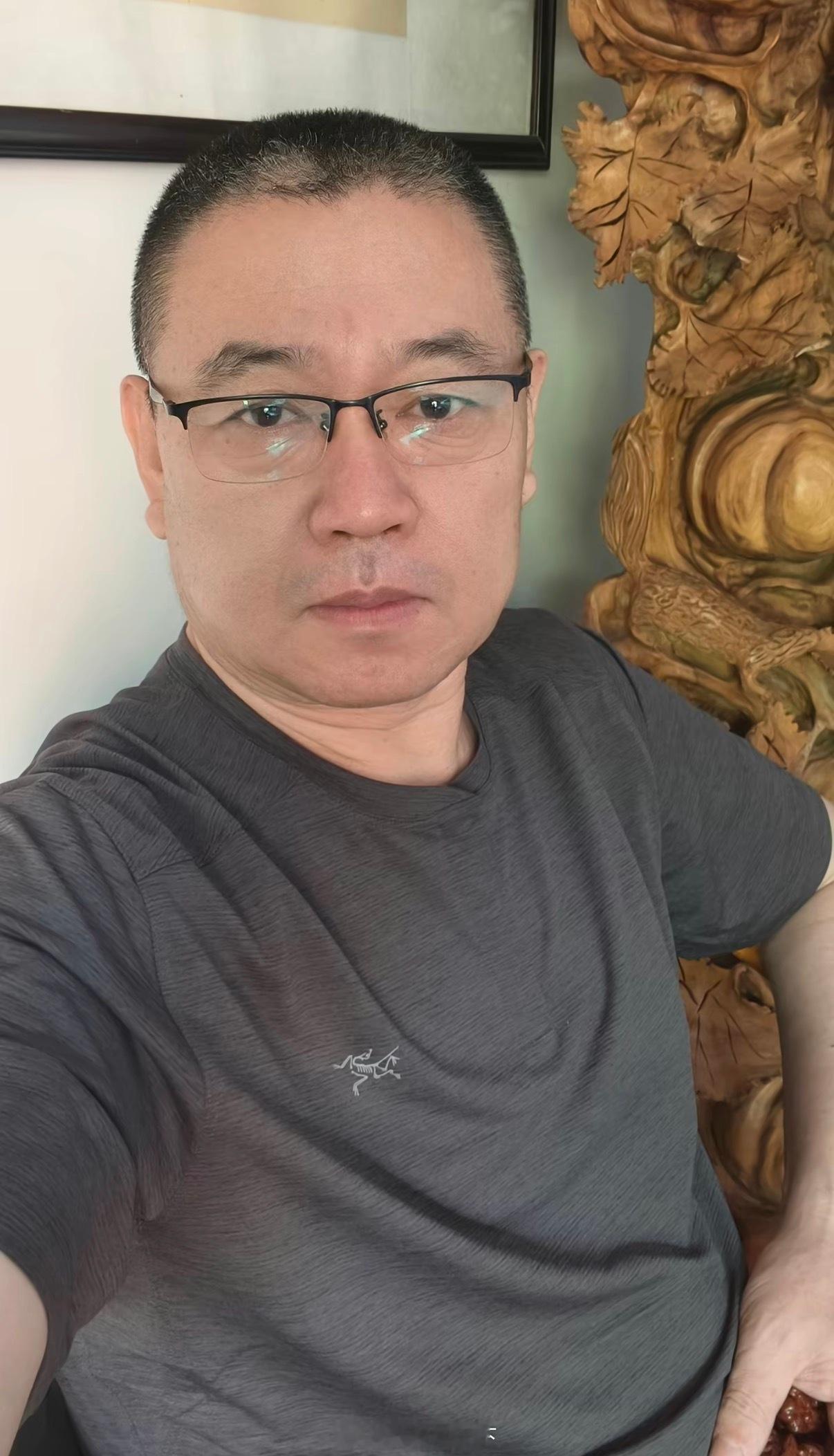 肖战说成长是更知道自己想要什么喜欢肖战是有理由的！肖战的“小半径，反而换来大世界