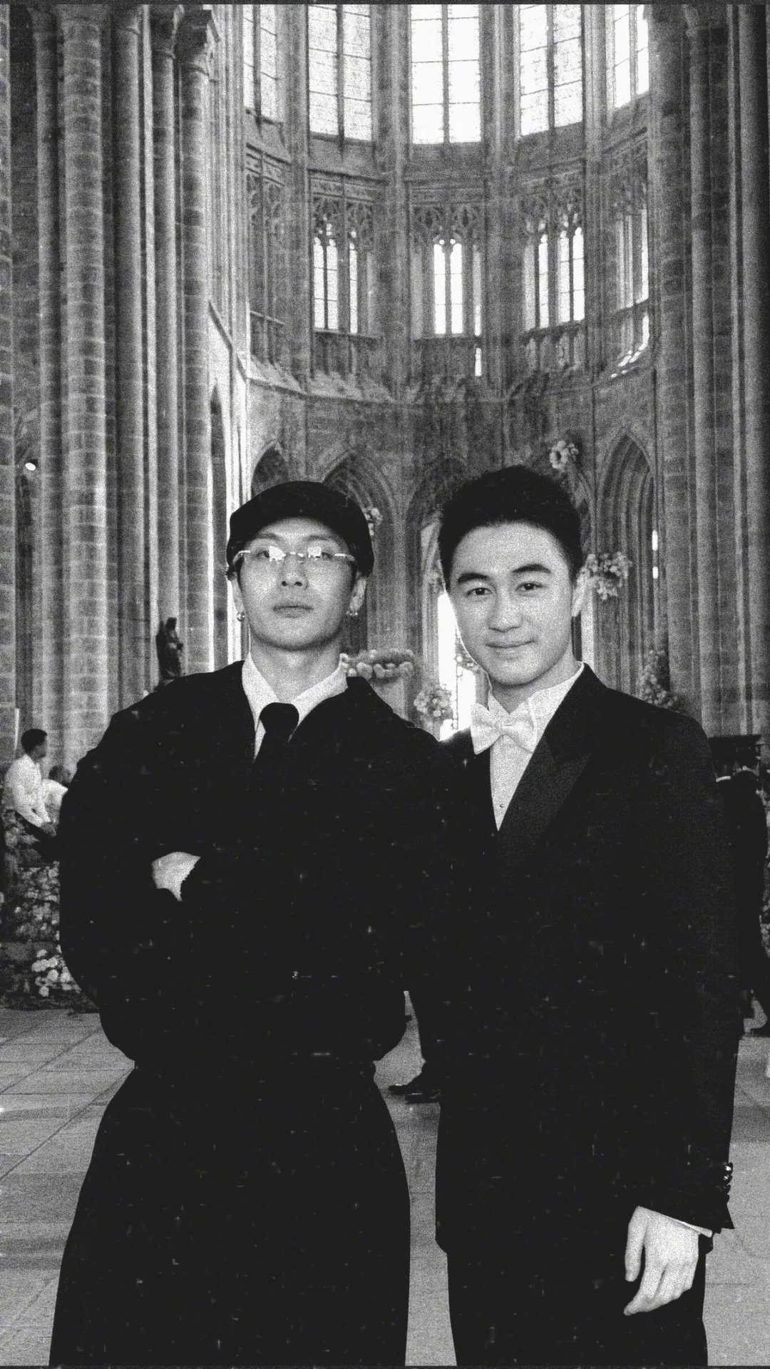 王嘉尔在奚梦瑶婚礼💒
