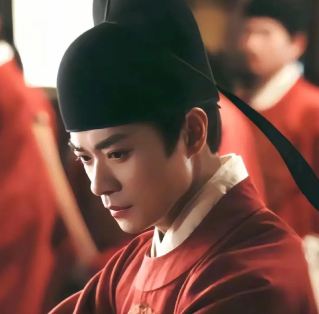 经过观众检验的童年演员果然不一样！

11月12日，电影频道融媒体中心官宣曹骏担