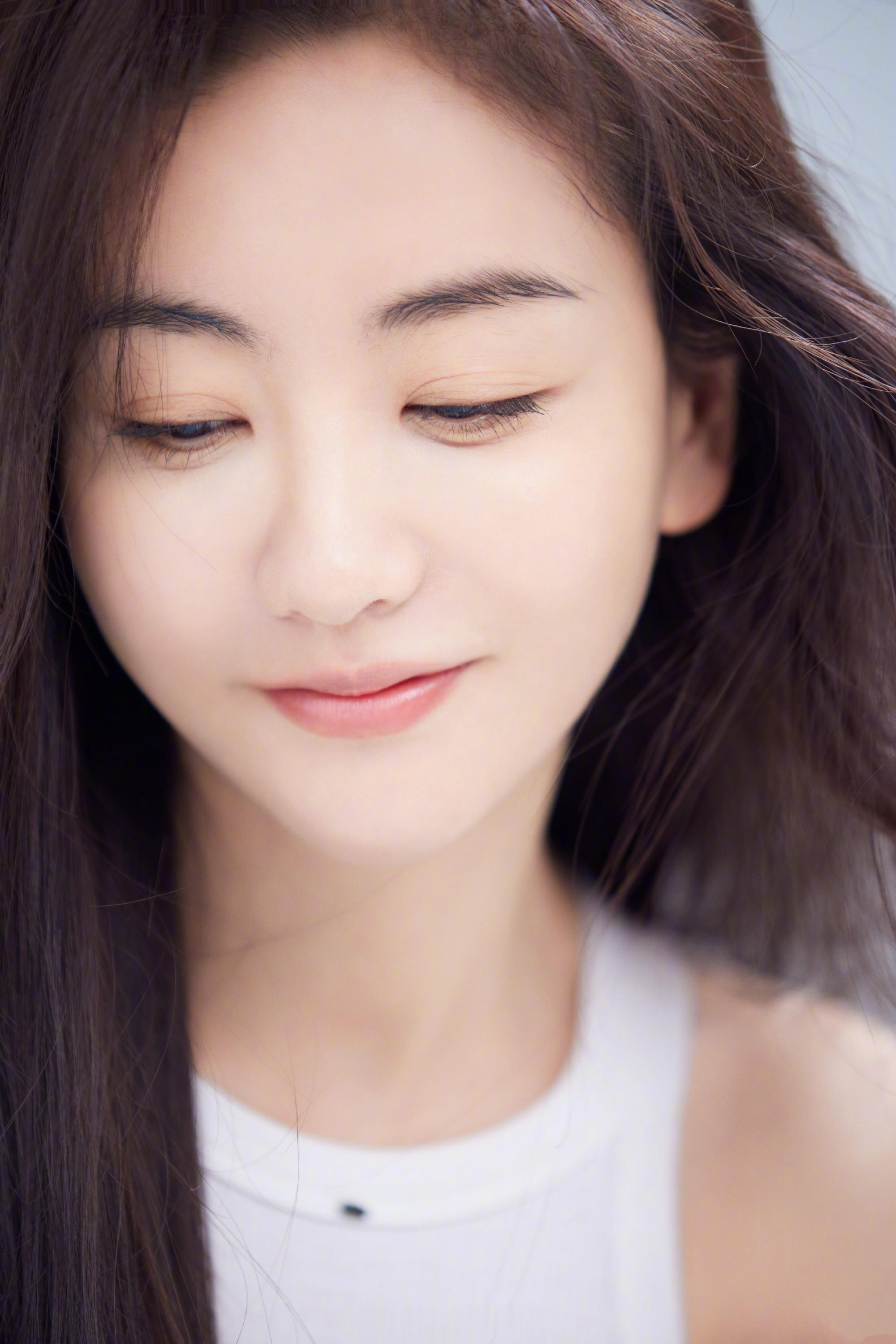 杨蓉甜美生日大片 ​​​