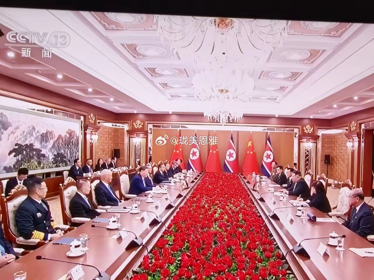 朝鲜的欢迎仪式盛大隆重，看后心潮澎湃！中朝友谊血浓于水！ 