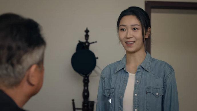 朱美吉夜莺秒切兔子警官 舞台夜莺与剧里兔子警官无缝切换，可甜可飒的双面魅力，真的