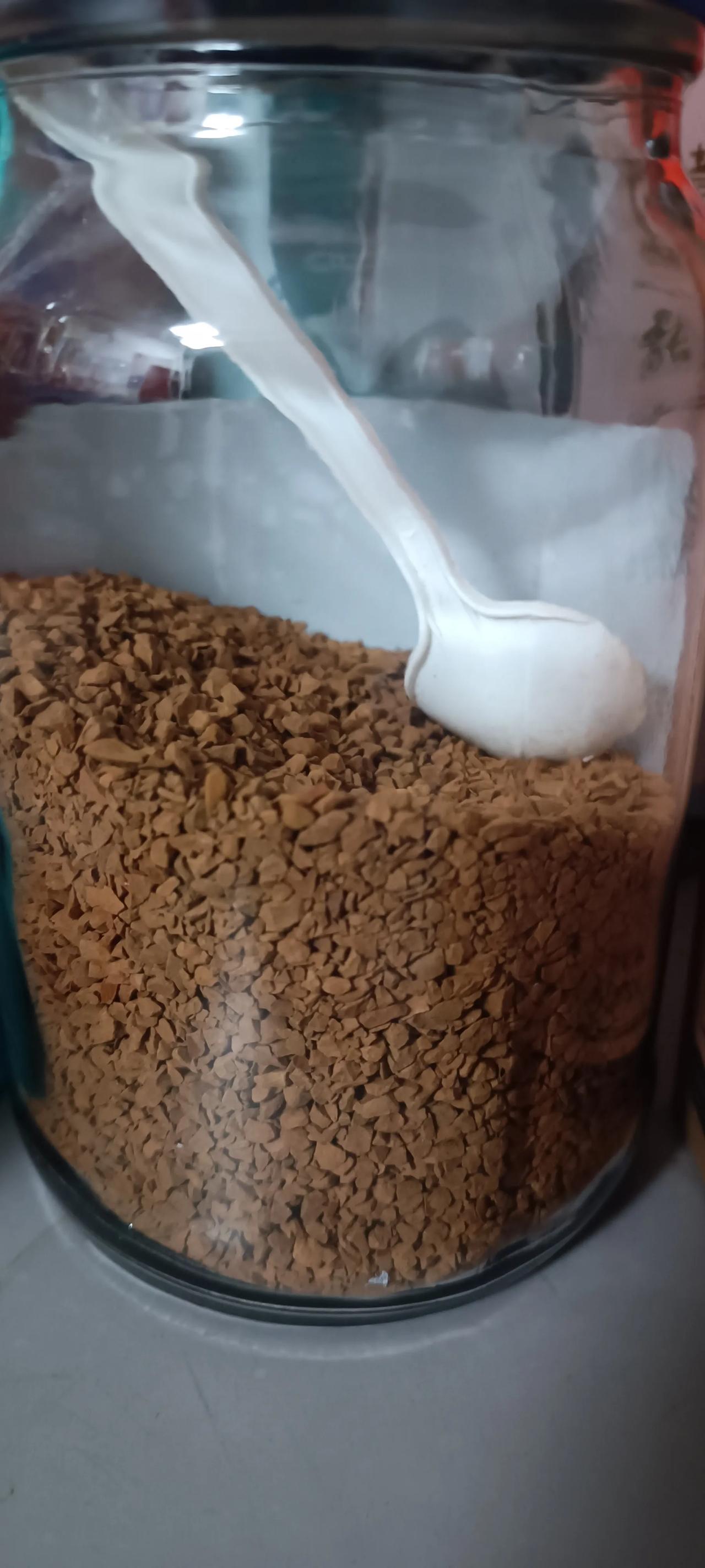 请说一下放心的食品，能让老百姓吃到，放心的产品，放心的东西，食物吗？现在，没有放