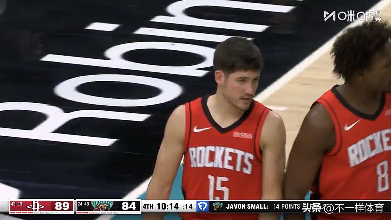 NBA火箭队六人得分上双119-109战胜灰熊队结束两连败，杜兰特25分6篮板1