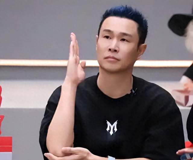小沈阳拿下披哥总冠军！曾被拒绝9次，赵本山当年的预言应验了