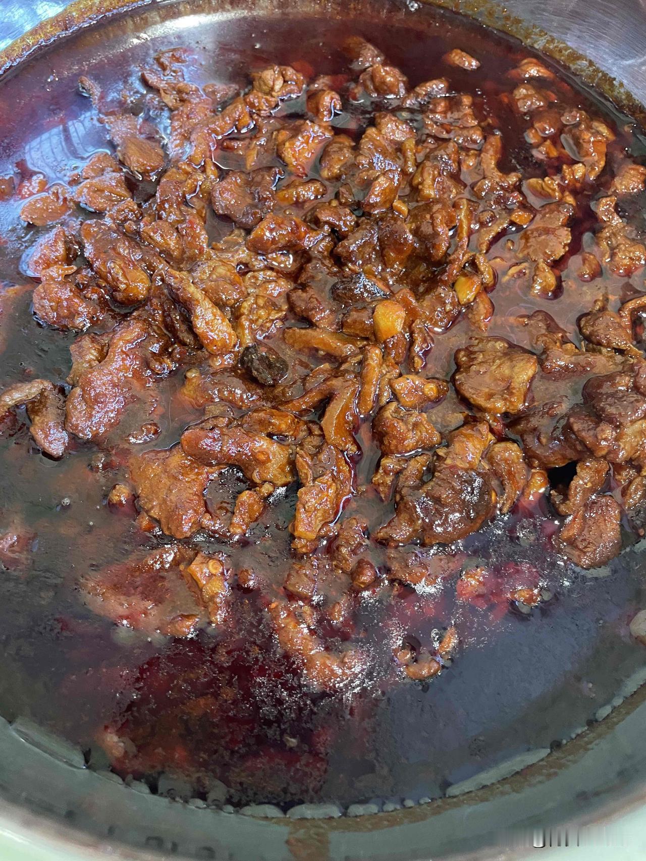 这顿岐山哨子面被吃出了热闹，吃回碗的很多人儿