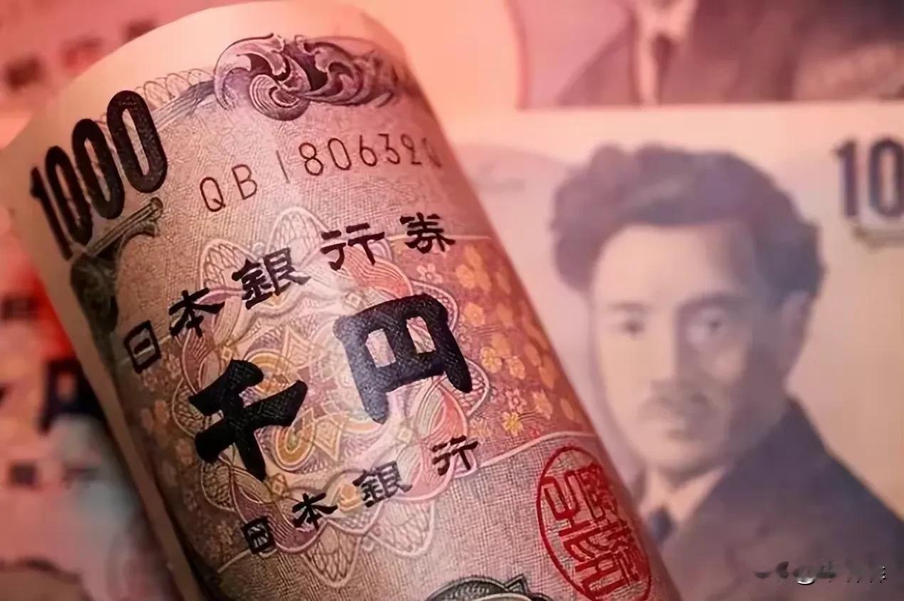 刚刚，日元汇率跌得让人心惊肉跳，日本的GDP竟然跌回了1995年的水平！这不是演