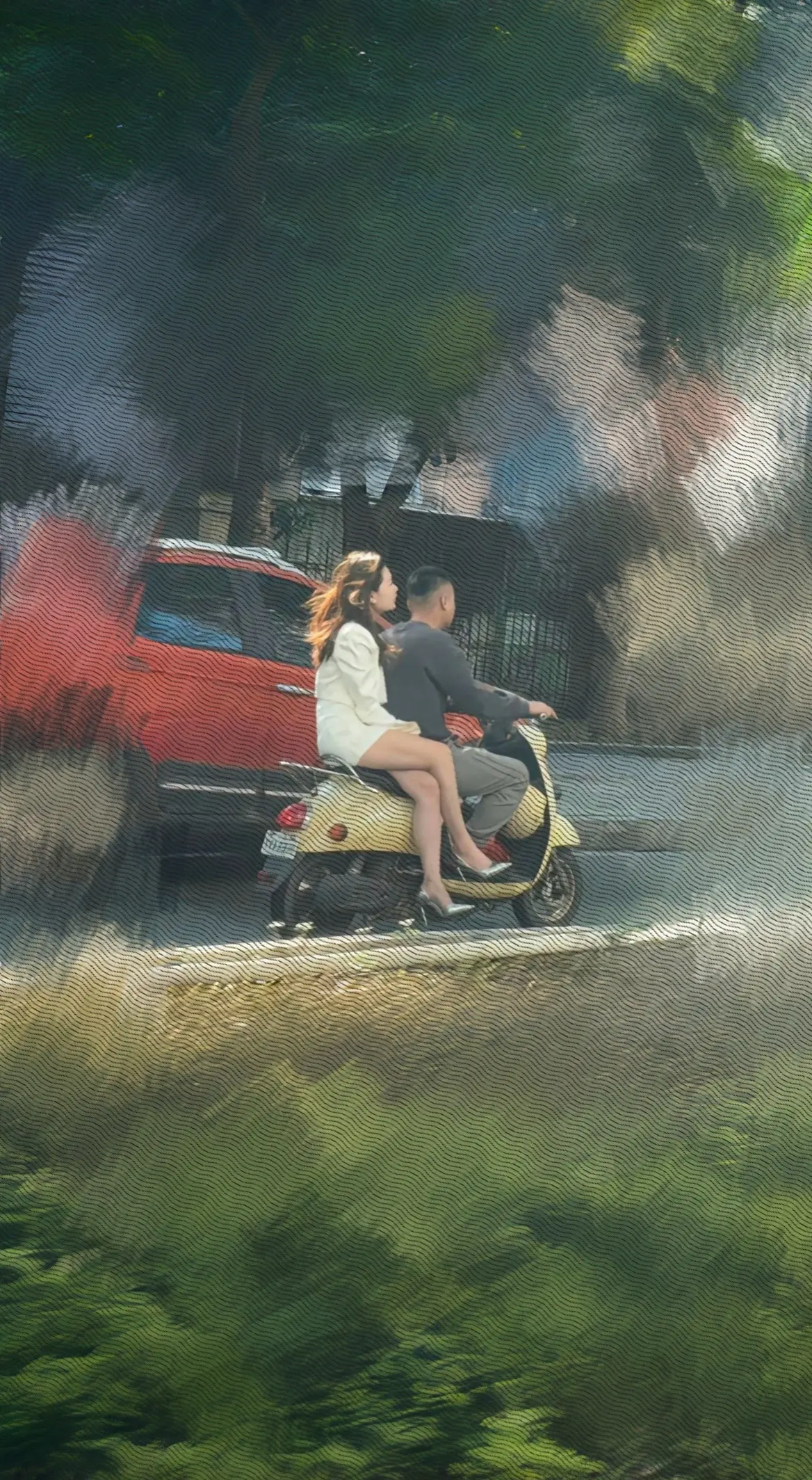 银色侧空高跟 男人的梦