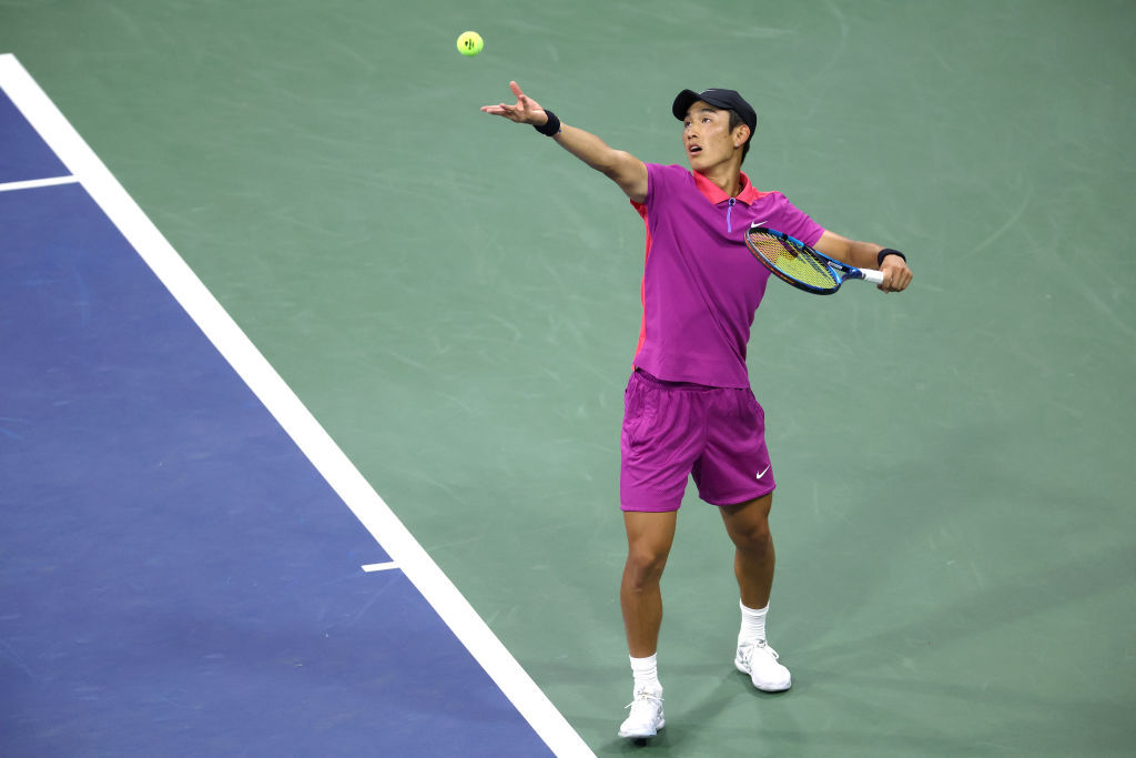商竣程斩获职业生涯首冠🏆ATP250成都站男单决赛，商竣程以7-6(4)/6-