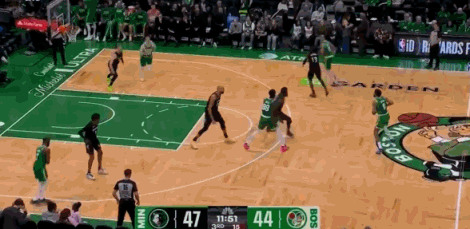 塔图姆上篮！！ 