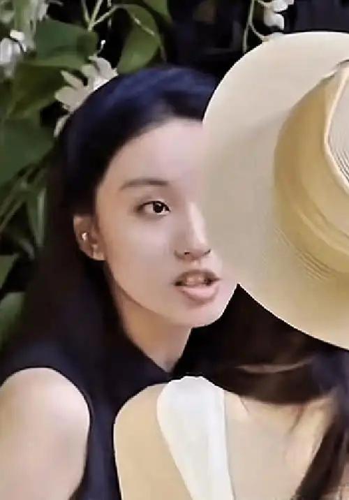 《有秘2》节目组正在帮王和郑
                 往回“找补”
