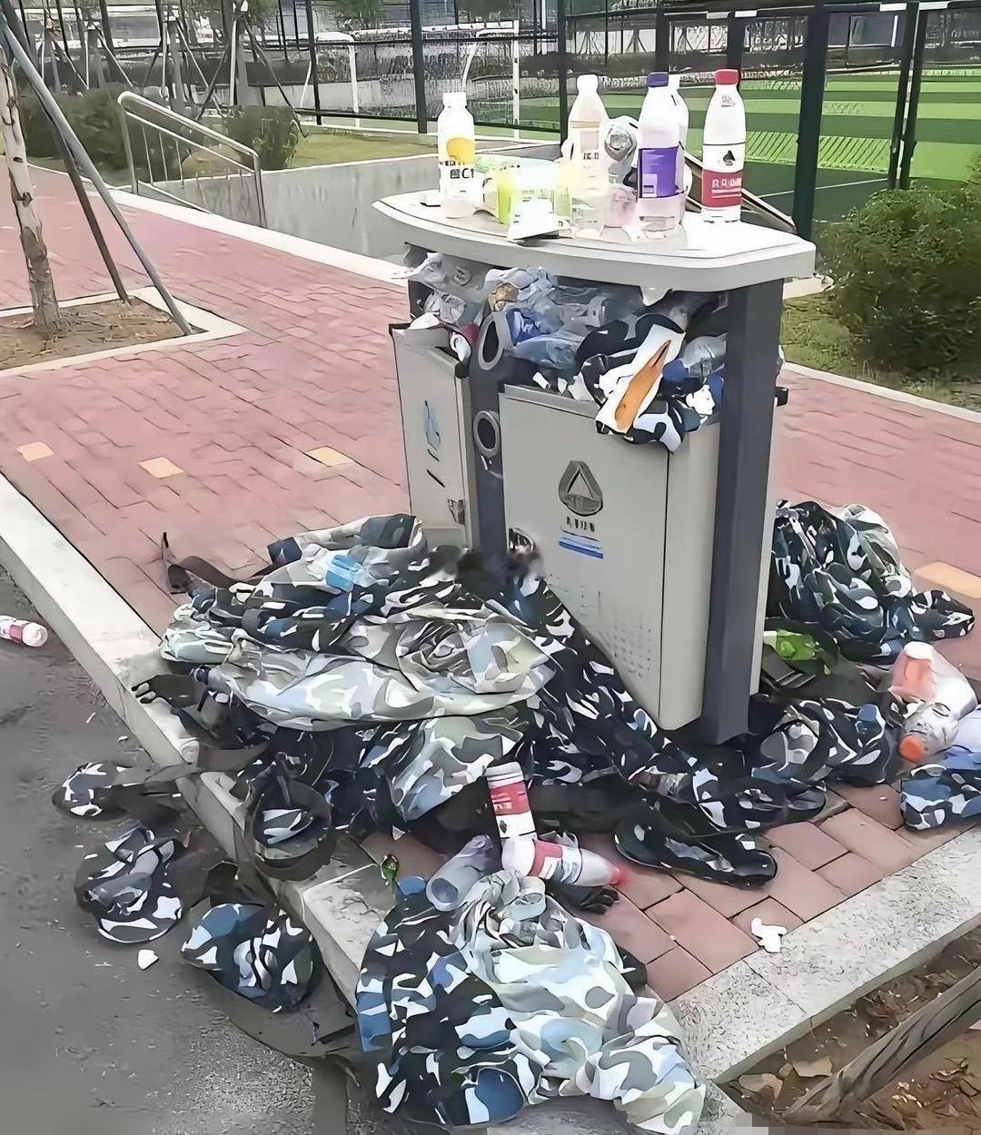 这多多少少是有点浪费了，拿回家干活还能穿嘛！ 