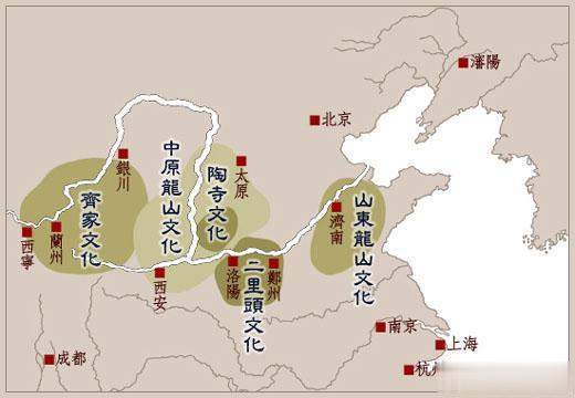 纵观历史轨迹，黄河像一条纽带串联起华夏大地上不同的民族和文化。从尧、舜、禹，到夏