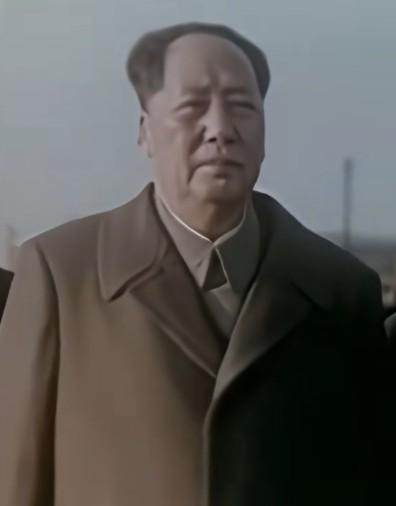 1950年那段历史真的太让人动容了！正值毛主席首次出访苏联，商谈中苏同盟关键条约