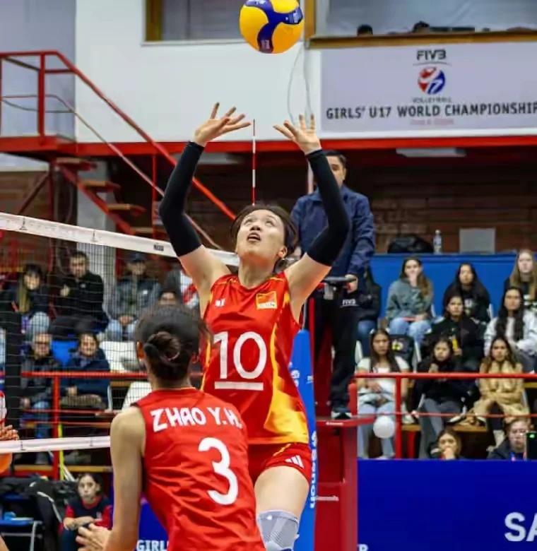 五战全胜，U17女排世锦赛中国女排3-0击败秘
今天早上八点中国女排U17在第5