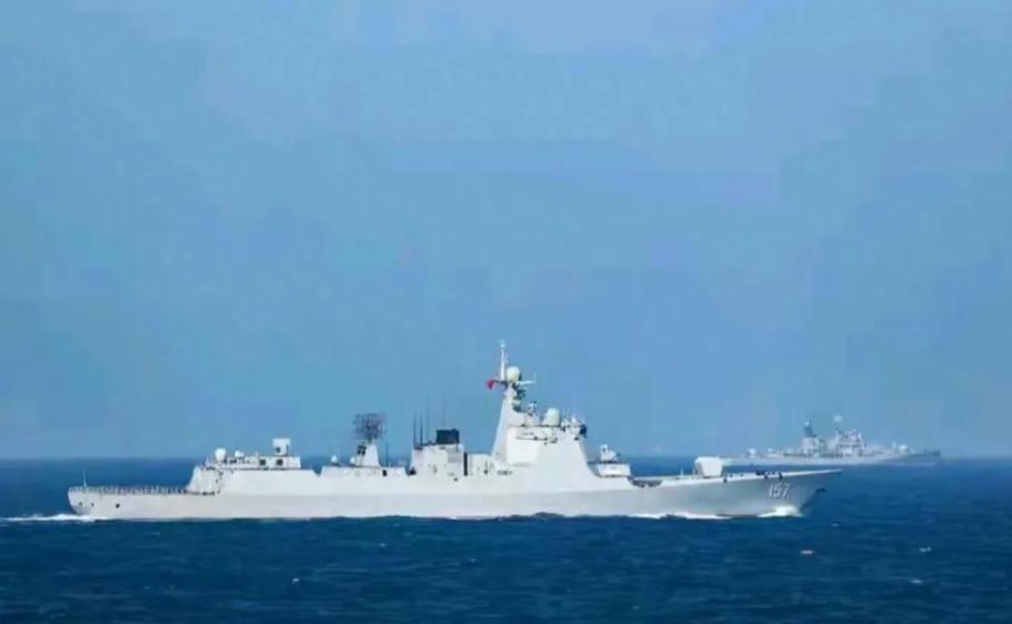 台海局势出现了一个极度反常的现象
解放军的“正义使命-2025”演习都已经把封锁