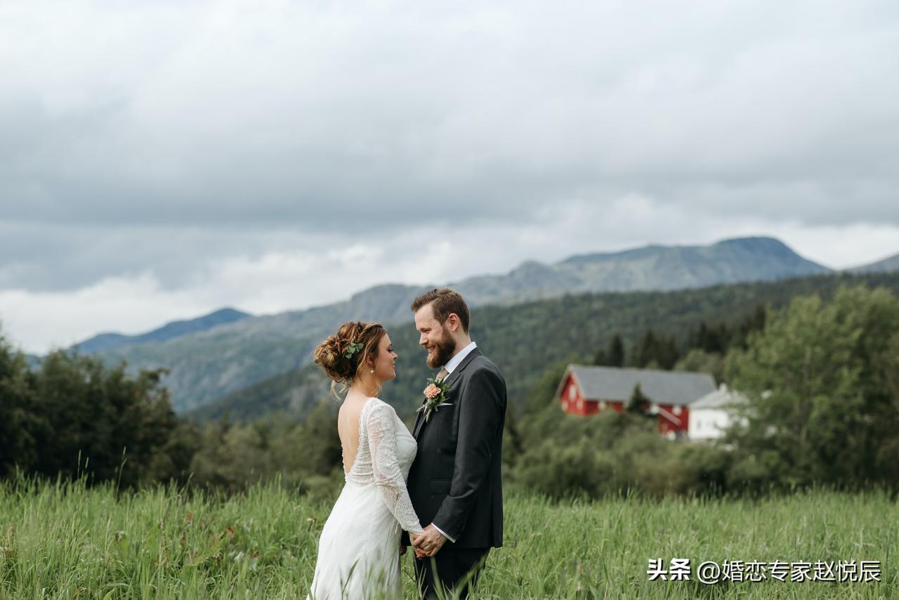 婚姻中这两种类型的女人，付出再多也不会被珍惜，对号入座一下。
 
1.过度付出型