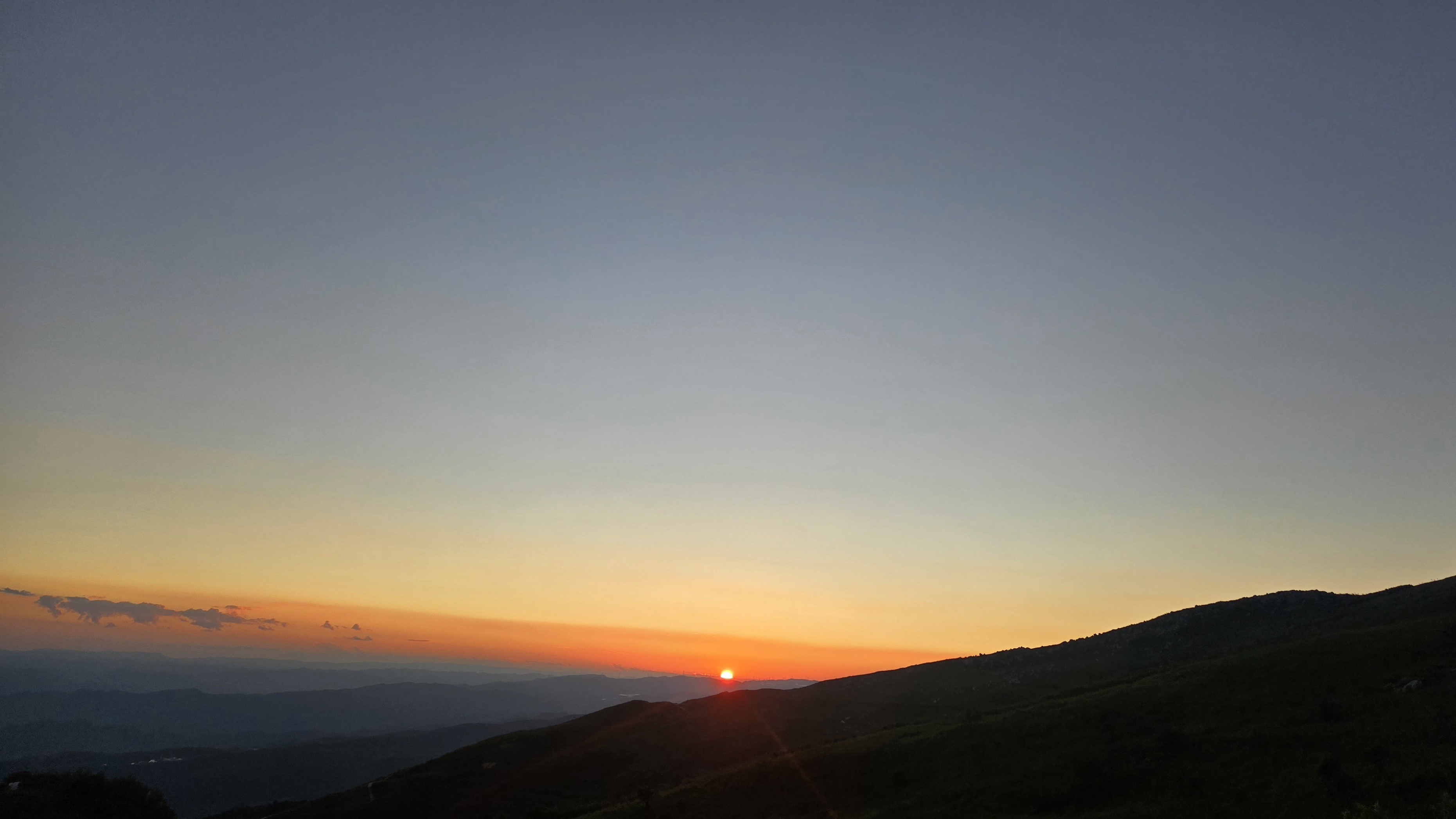 苗山彝岭 