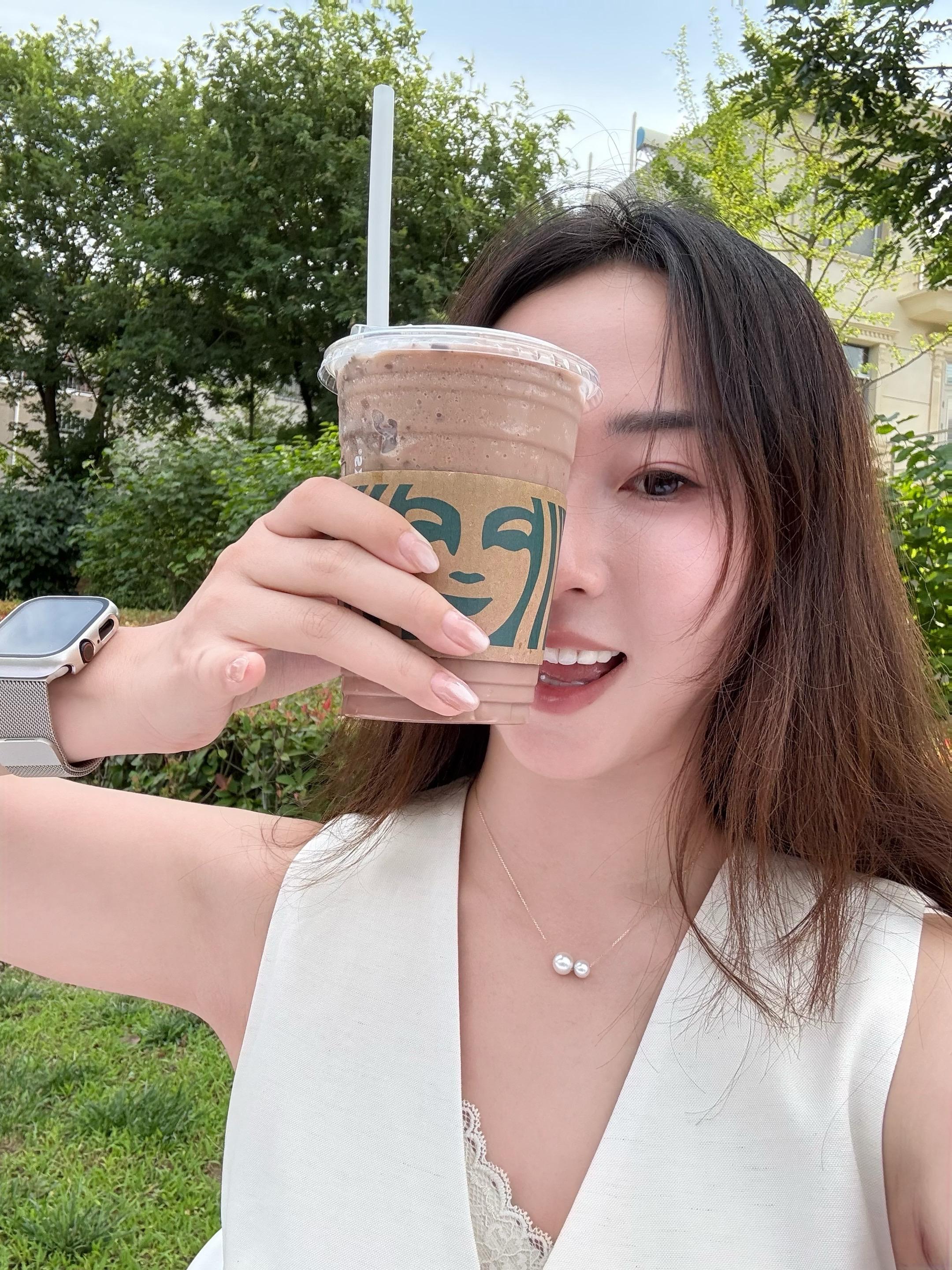 太清醒就不浪漫了，你说呢。