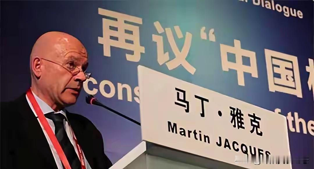 这英国教授不服咱中国传承5000年历史文化，只能说他是“有眼不识泰山”。咱中国文