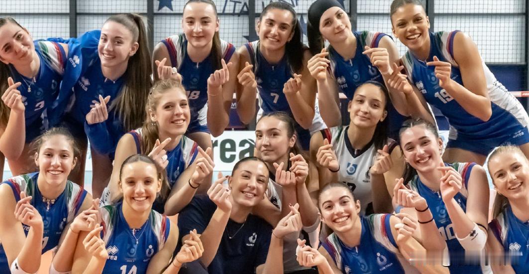 赖亚文：中国女排不要闭门造车了

国际排联（FIVB）积分三级赛事世联赛（VNL