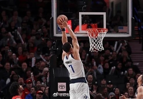 NBA常规赛独行侠客场对阵开拓者的比赛已经结束。全场战罢，独行侠以125-112