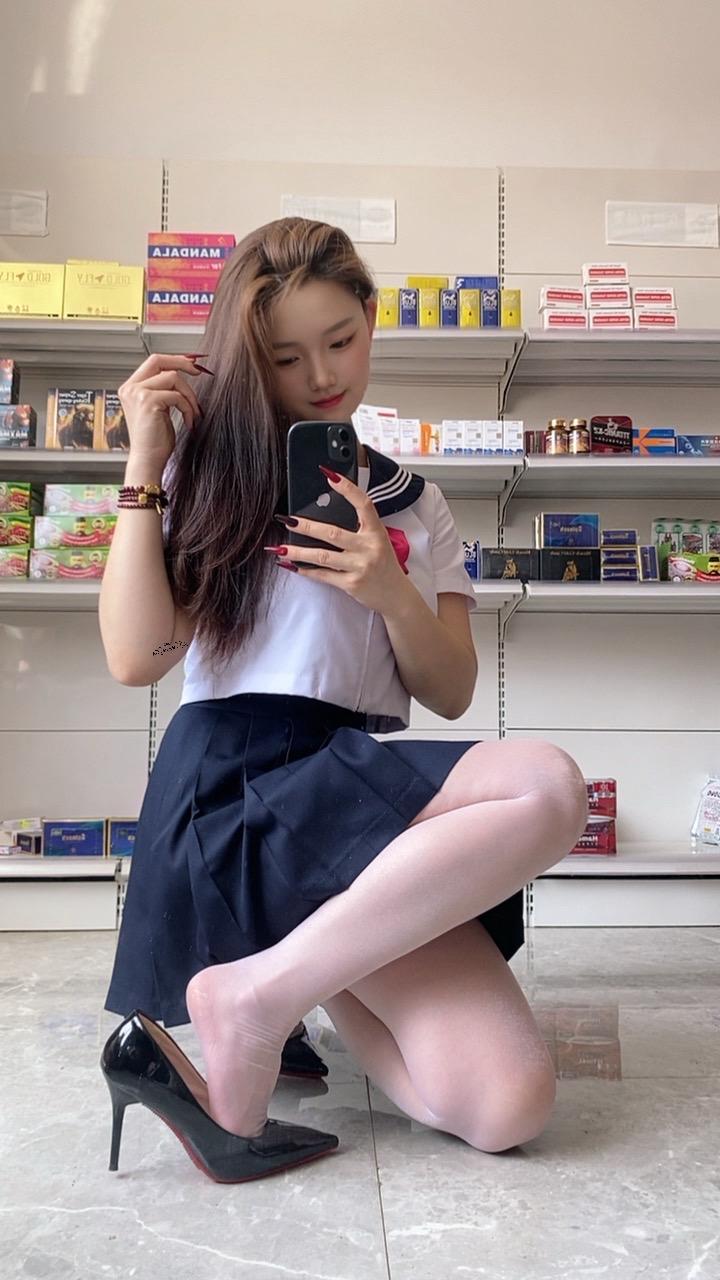 美女老板娘日常