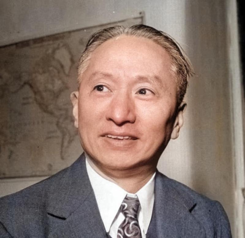1908年，外交天才顾维钧被骗回国与张润娥完婚，而他却在母亲房中躲了两晚，没想到