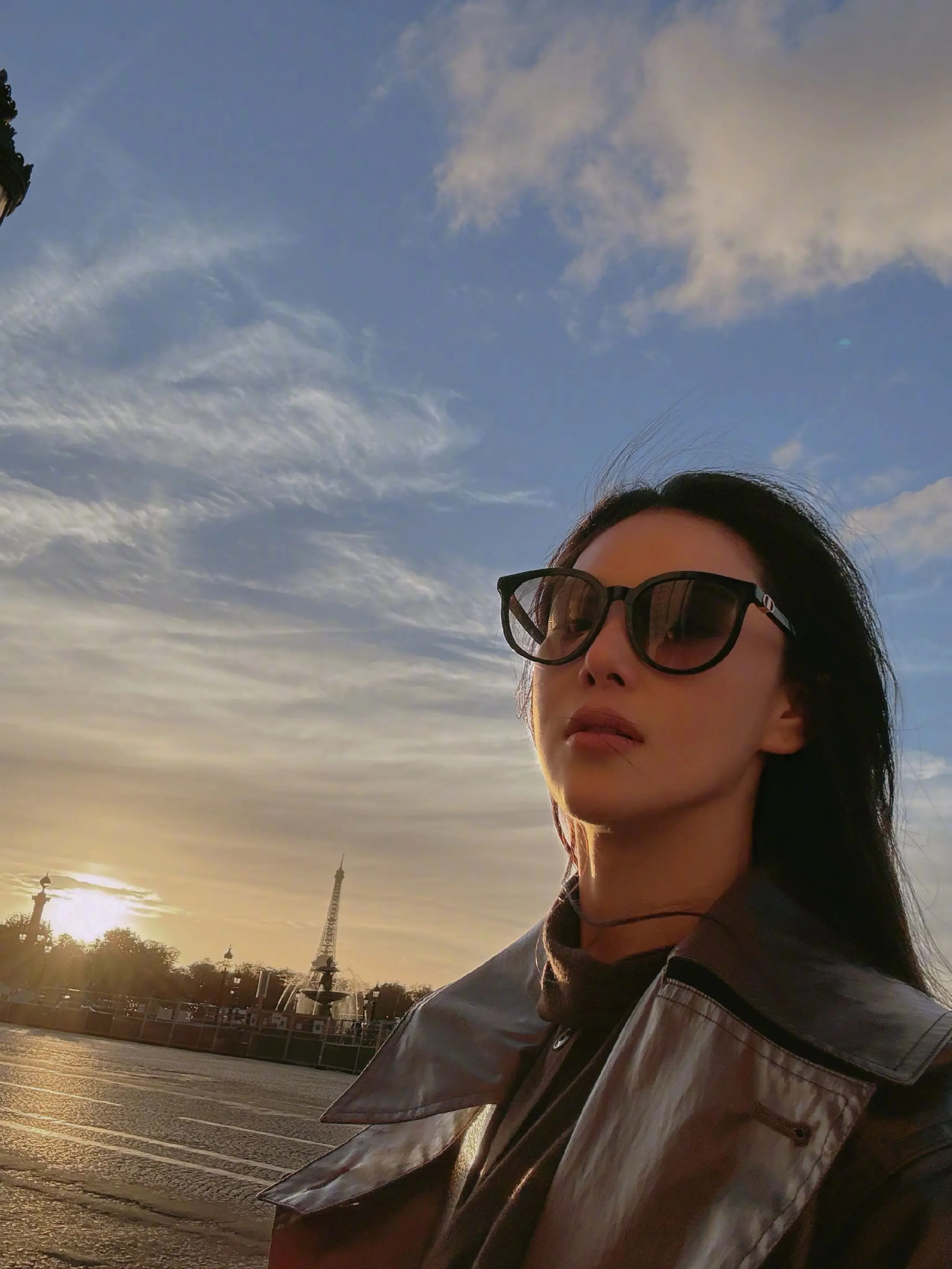 张馨予｜city walk 。掉落的碎片