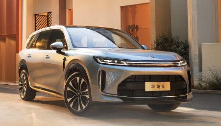 华境首批体验中心启幕 华境汽车首批体验中心正式启幕，截止3月底，首批158家授权