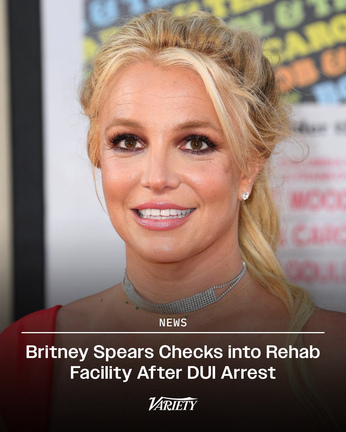 据《综艺》最新报道，布兰妮·斯皮尔斯已主动进入康复机构接受治疗。上个月，布兰妮因