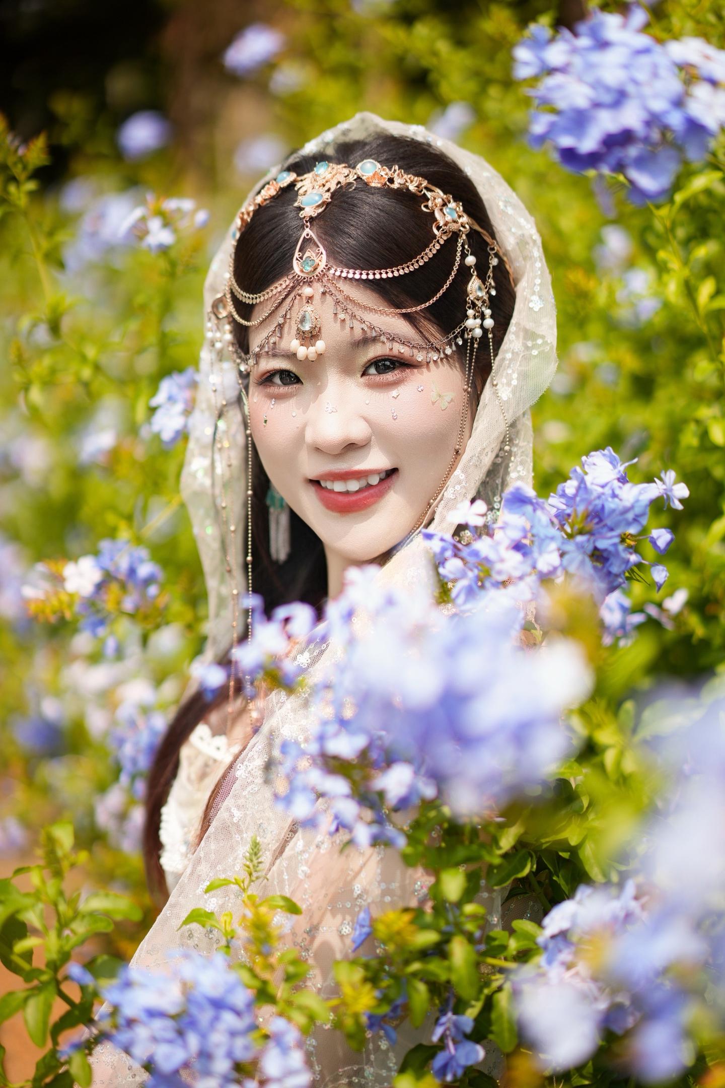 亲爱的你不必追赶世界，只做自己的风景。镜头定格的不只是瞬间，更是内心的...