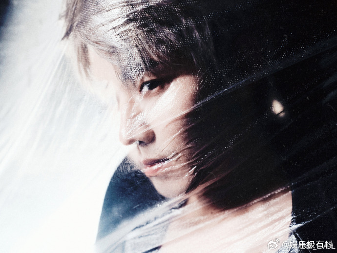 任豪链条元素大片、谁给任豪做的造型任豪链条元素大片谁给任豪做的造型这么帅，细节感