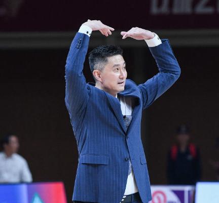 杜锋主教练赛前采访打起“太极”，这讲话真是有艺术性。网友：说了和没说一样！
