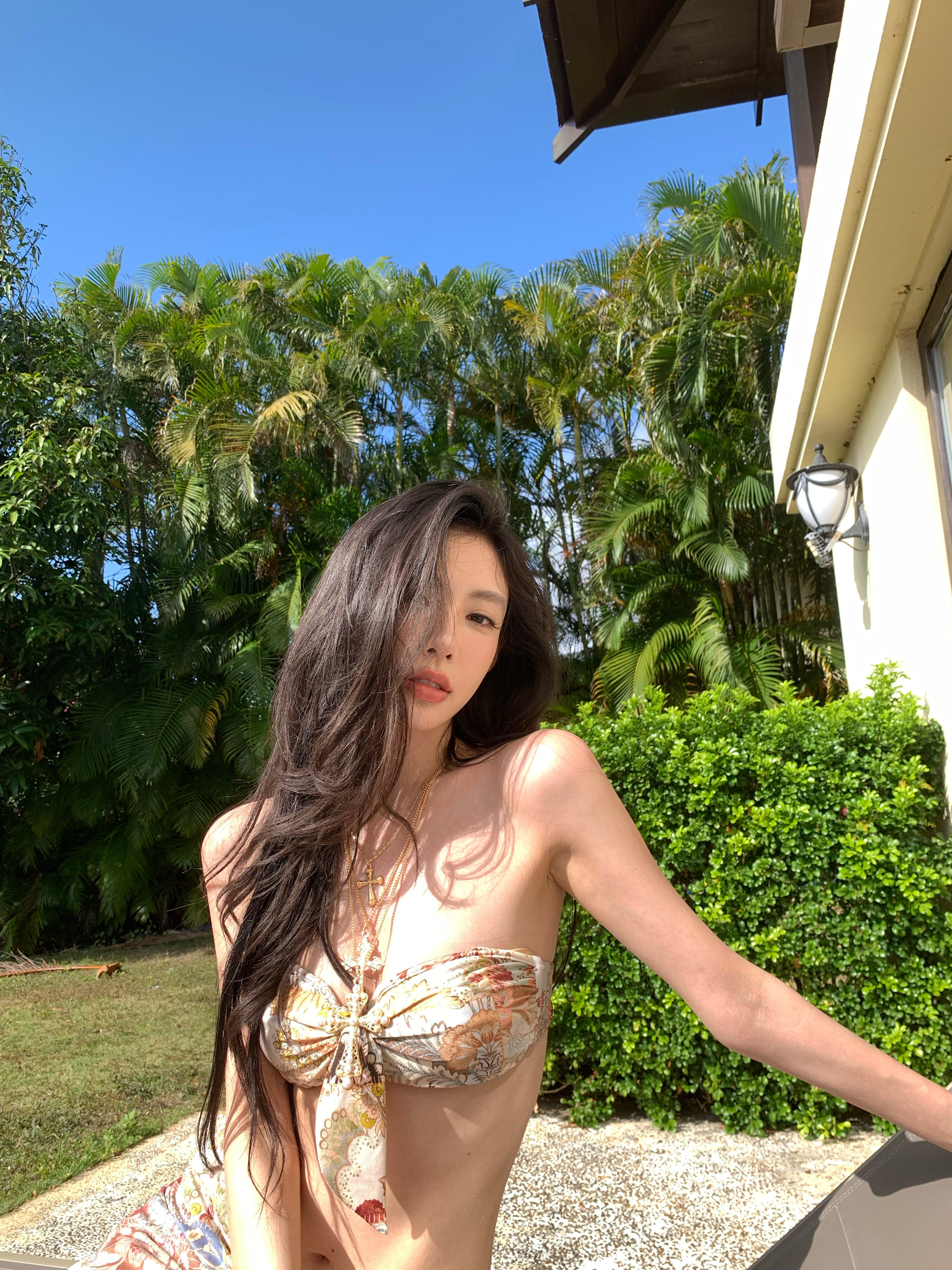 迪迪不畏度假泳装🧚♀️ 