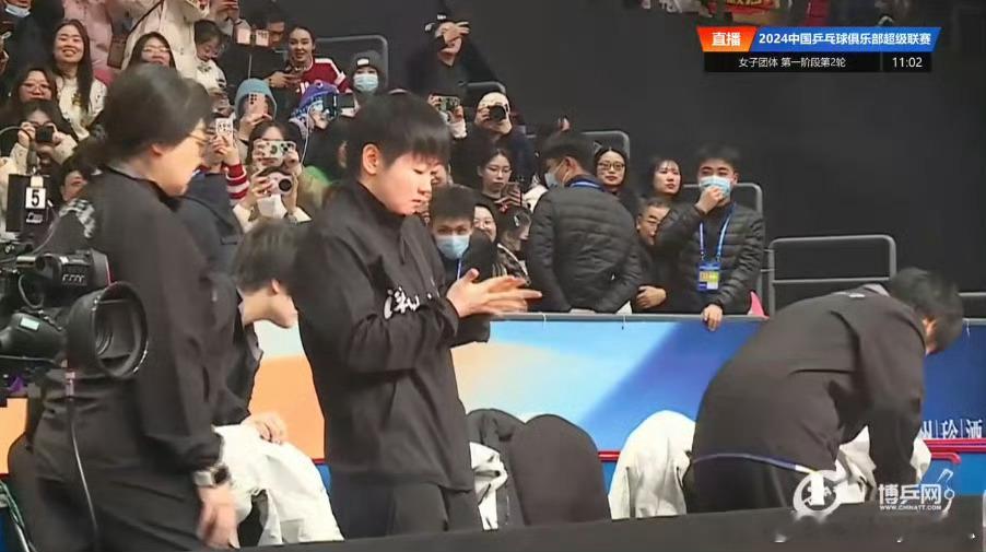 乒超第二日孙颖莎轮休 深大可以啊，莎莎轮休！小将们也能独当一面可比一些老顽固强多