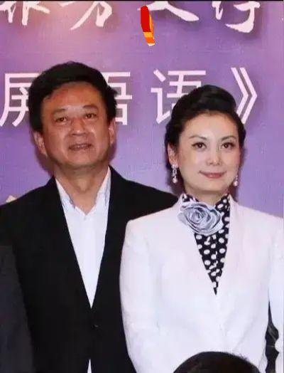 朱軍
谭梅
夫妻照