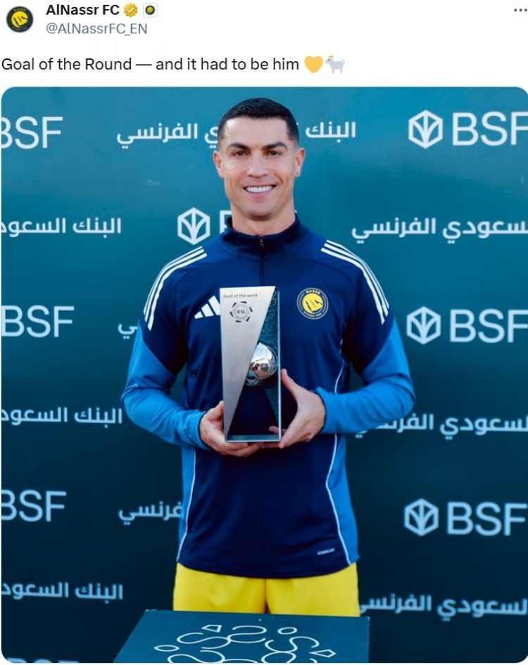梅开二度助队取胜，C罗赛前领取上轮沙特联最佳进球奖杯