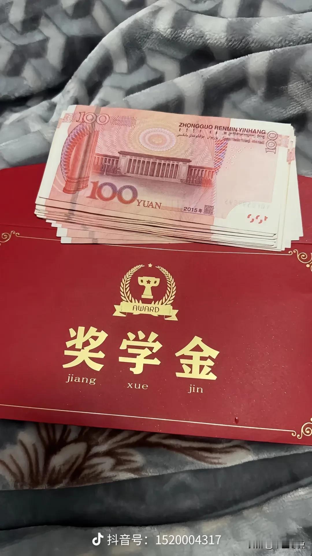 养孩子，能回本吗？答案是否定的，尤其是女孩子。

家有高三女生一枚，昨天学校让交