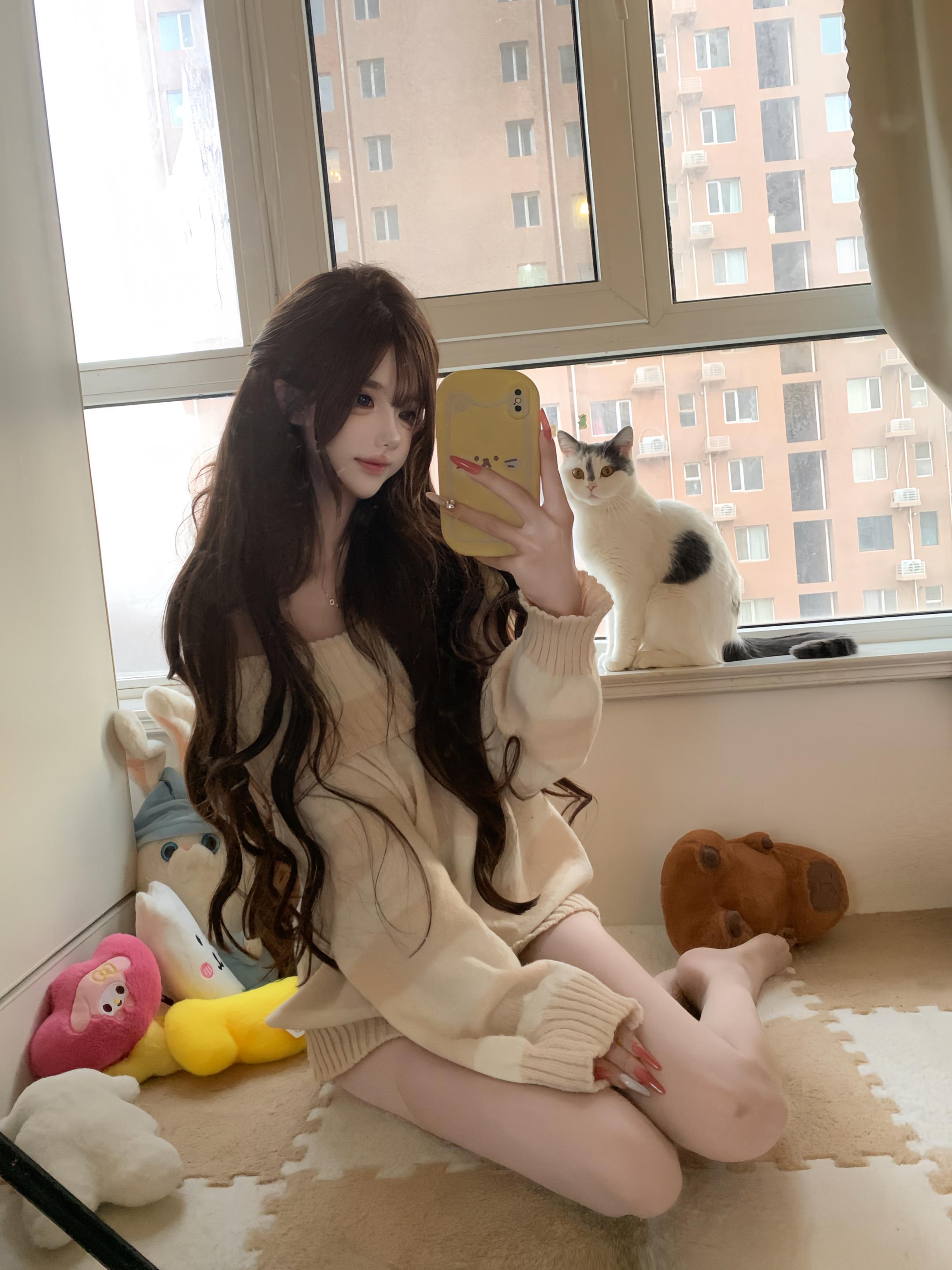 别人说你恶毒 有诸多缺点 可我看你就像小猫伸爪子一样可爱