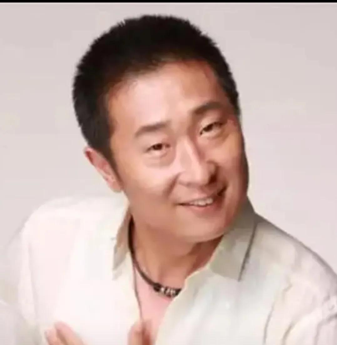 儿子林大竣表现优秀受关注，林永健在社交平台上晒出儿子林大竣接受全英文采访的视频。