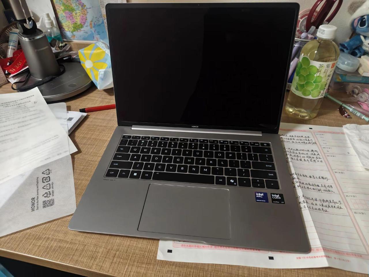 荣耀MagicBookPro14怎么样？买的是ultra x7版本的,屏幕显示还