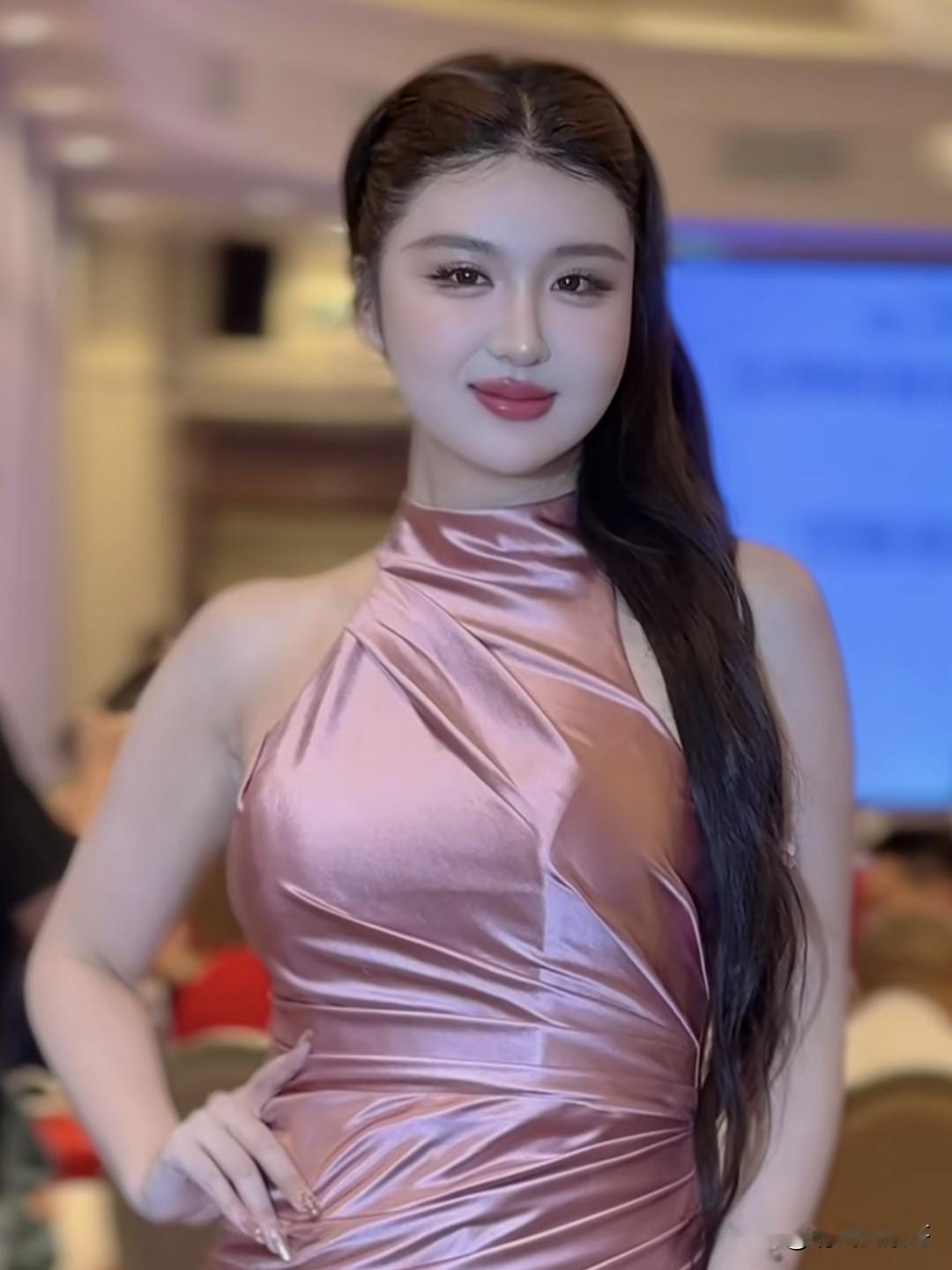 这次的模特选美大赛的审美就挺好的